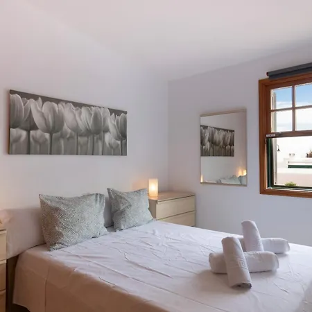 Amplia Y Luminosa Casa En * Abades (Tenerife)